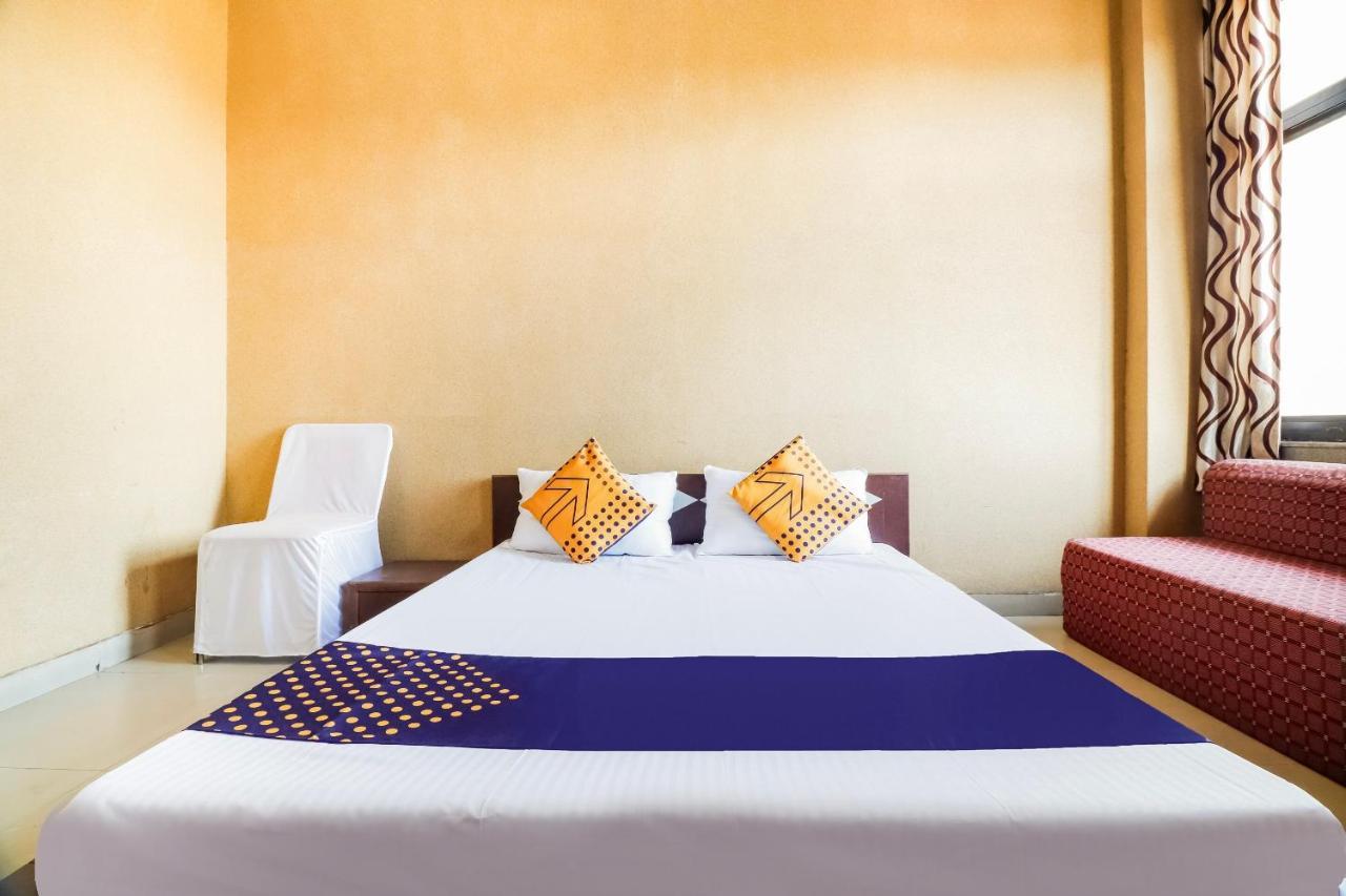 Spot On 68319 Hotel Nakhralo Rajasthan Resort Джапур Экстерьер фото